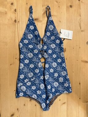 Acacia Swimwear Kokomo in Esme